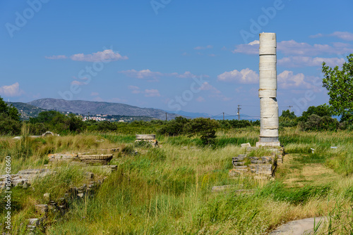 Hera''s temple is a popular architectural and tourist attraction on the island of Samos, Greece