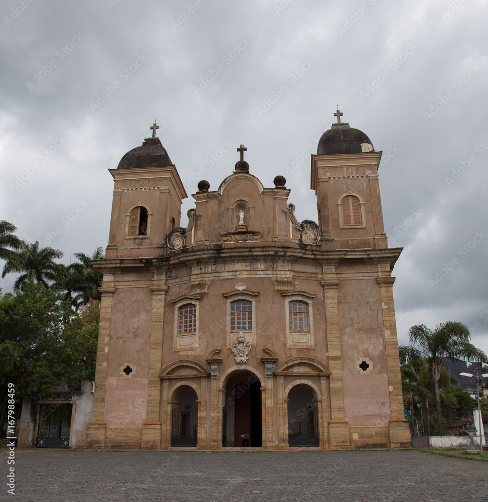 Mariana in the state of Minas Gerais is one of Brazil's best preserved colonial towns. Mariana is one of the most popular travelling destinations in Brazil.