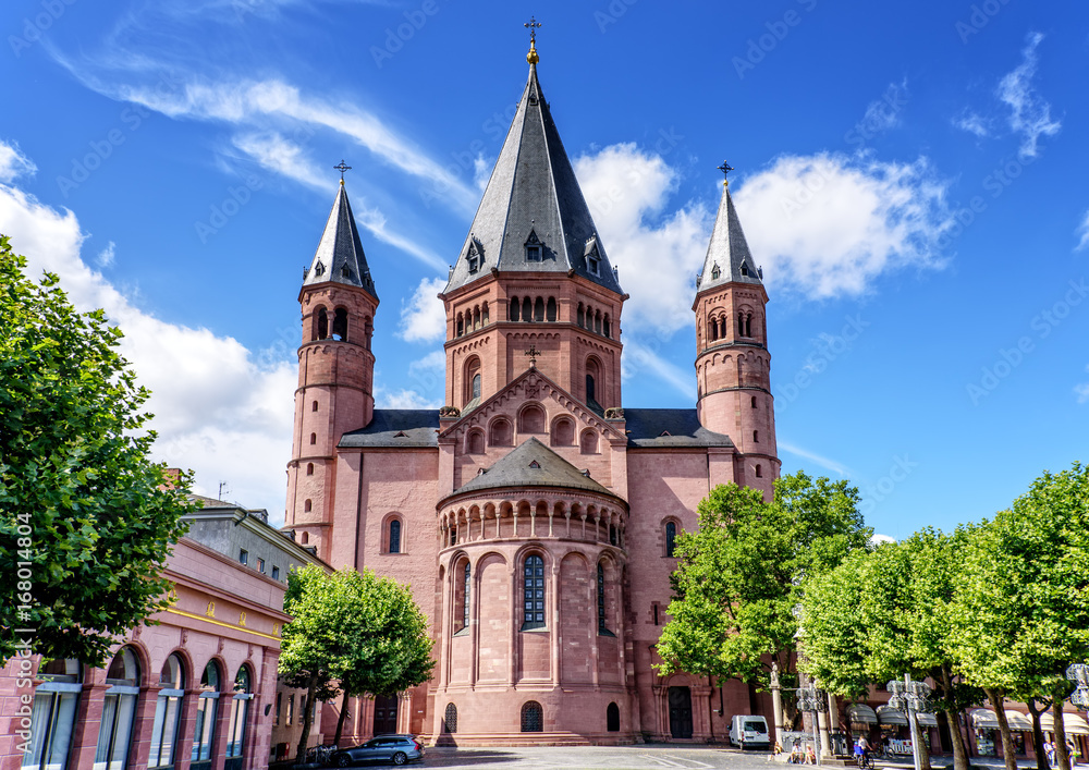 Naklejka premium Bischofskirche Sankt Martin Liebfrauenplatz Mainz