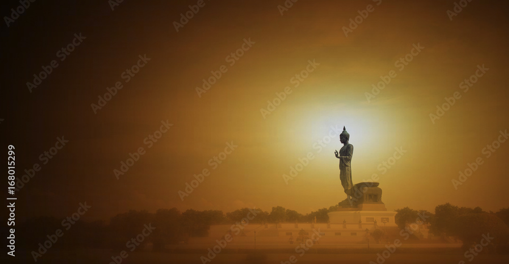 Silhouette public big Buddha (Phutthamonthon)