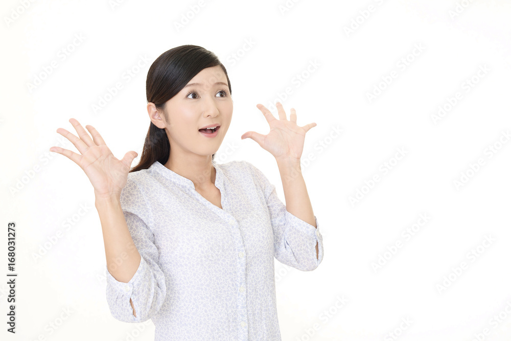 驚く女性 驚く女性