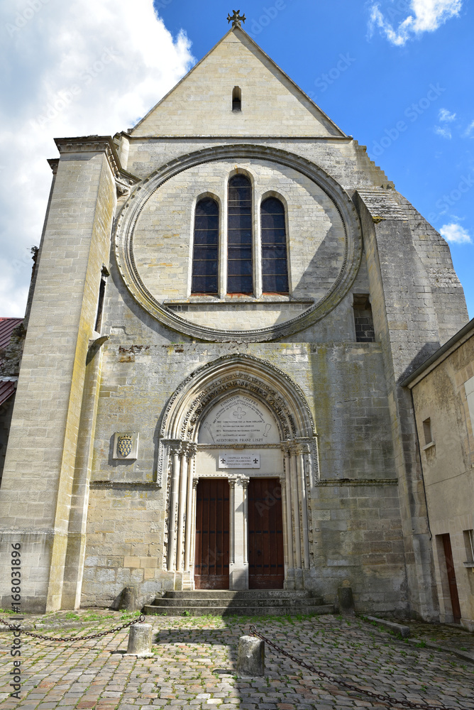 Fototapeta premium Chapelle royale Saint Frambourg à Senlis, France