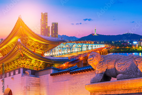 Fotografie Dongjak Bridge and Han river in Seoul City , South Korea.