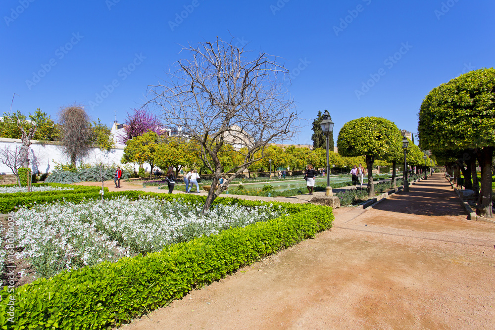 Fototapeta premium The famous Alcazar de los Reyes Cristianos with beautiful garden in Cordoba