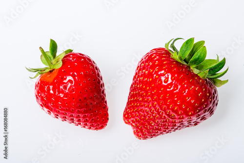 zwei Erdbeeren