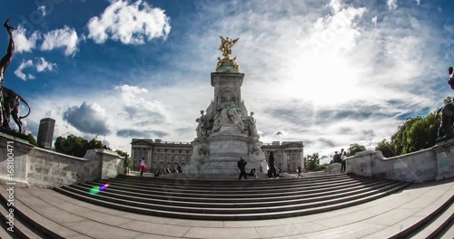 Buckingham Palace Time Lapse