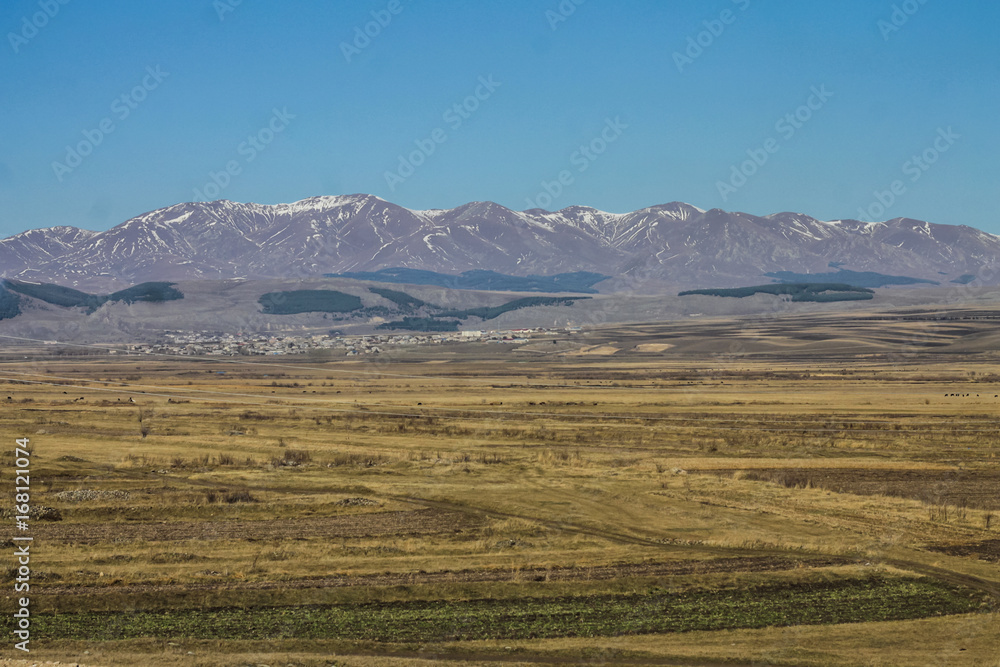 valley and ridge in samtskhe-javakheti