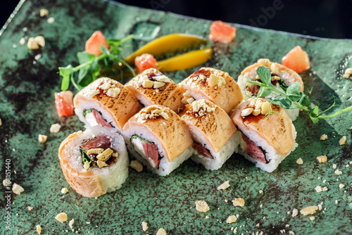 Фотография fusion sushi