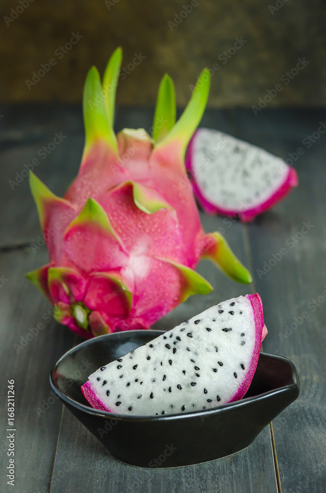 Fresh dragon fruit Fresh dragon fruit