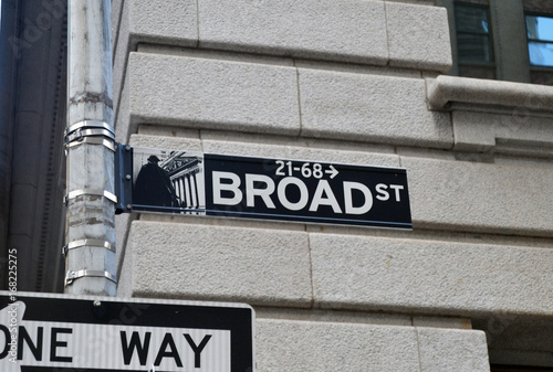 View of broad street in Manhattan