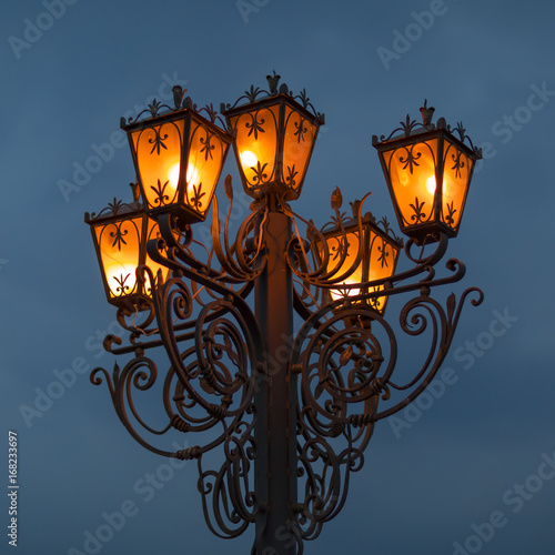 street old vintage lights house lamp night