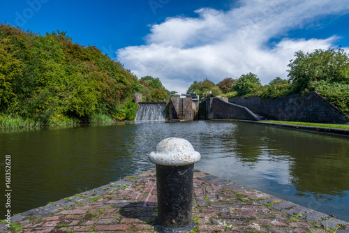 Delph locks wide photo