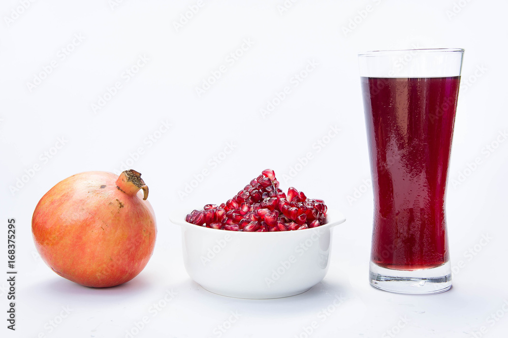 Pomegranate fruit juice, pomegranate juice extracted into water. Taste delicious with vitamin Pomegranate fruit juice, pomegranate juice extracted into water. Taste delicious with vitamin