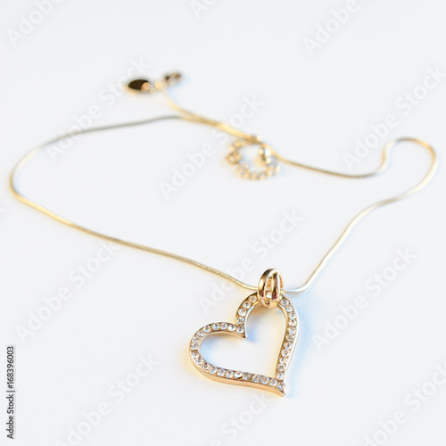 Gold heart neclace