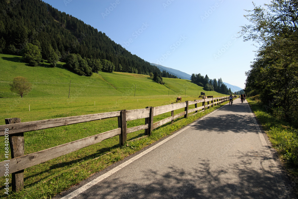 tratto della pista ciclabile San Candido - Lienz (Val Pusteria)