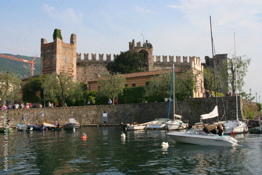 Fototapeta premium Torri del Benaco