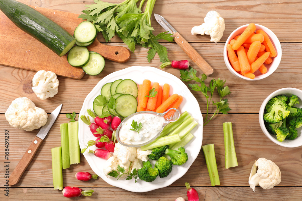 vegetable and dips