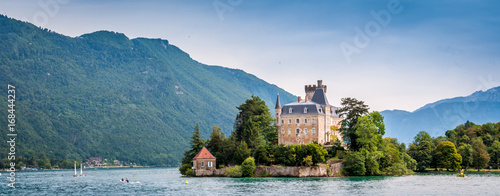 Bild auf Leinwand Château de Ruphy à Duingt sur le lac d'Annecy