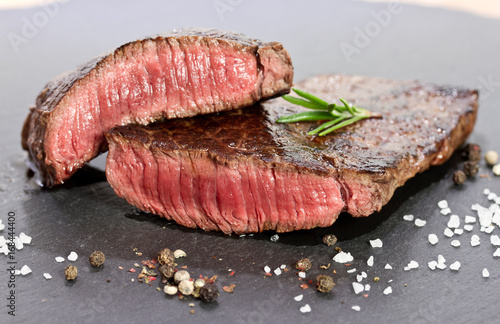 aufgeschnittenes Steak