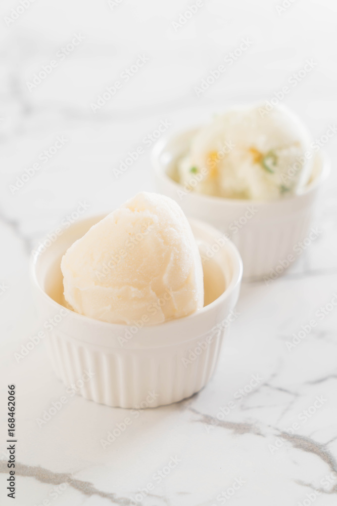 vanilla ice-cream in cup