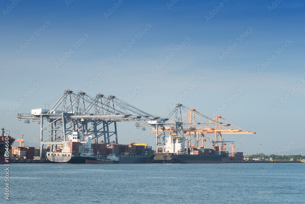Fototapeta premium logistics import export