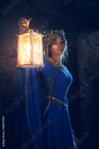 Canvas-taulu Beautiful Eleanor of Aquitaine, duchess and queen of England and France on High Middle Ages
