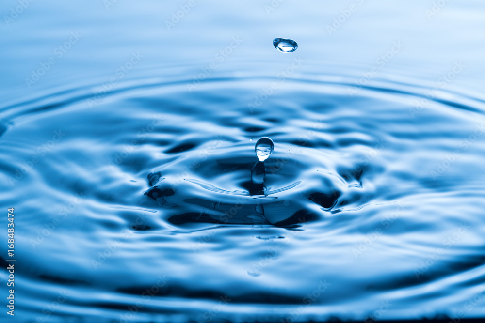 水滴、水の王冠 水滴、水の王冠