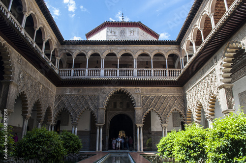 Spagna  vista del Patio de las Doncellas  il Cortile delle Ancelle del Palazzo di Pietro I nell Alcazar di Siviglia