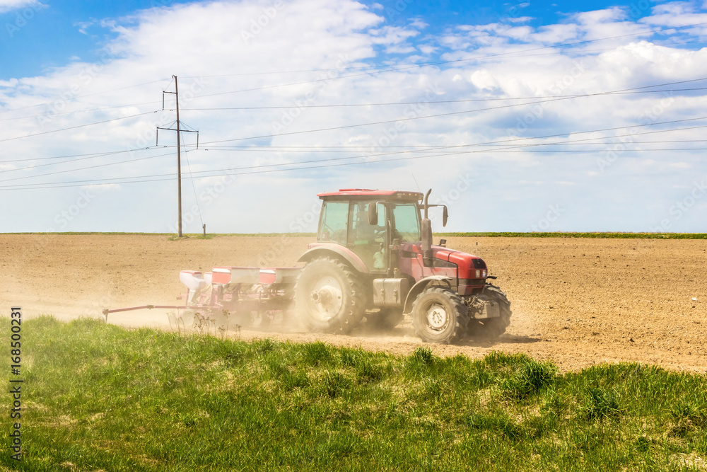 Obraz premium Tractor in the field