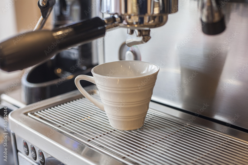 Kaffee - Kaffeemaschine Kaffee - Kaffeemaschine