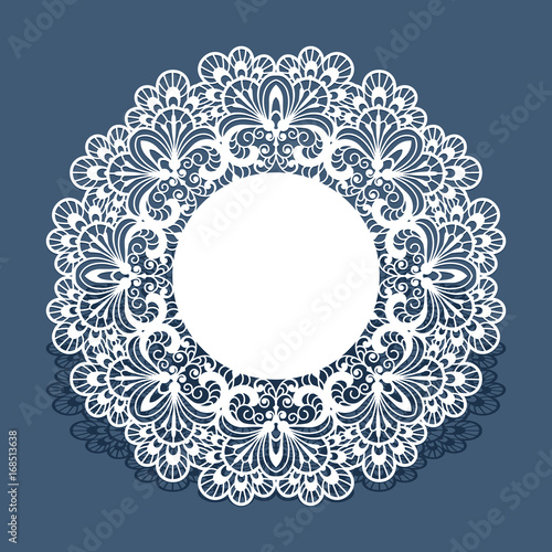 Round doily with cutout lace border