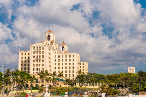 Canvas Print View of the Nacional de Cuba hotel, Havana, Cuba