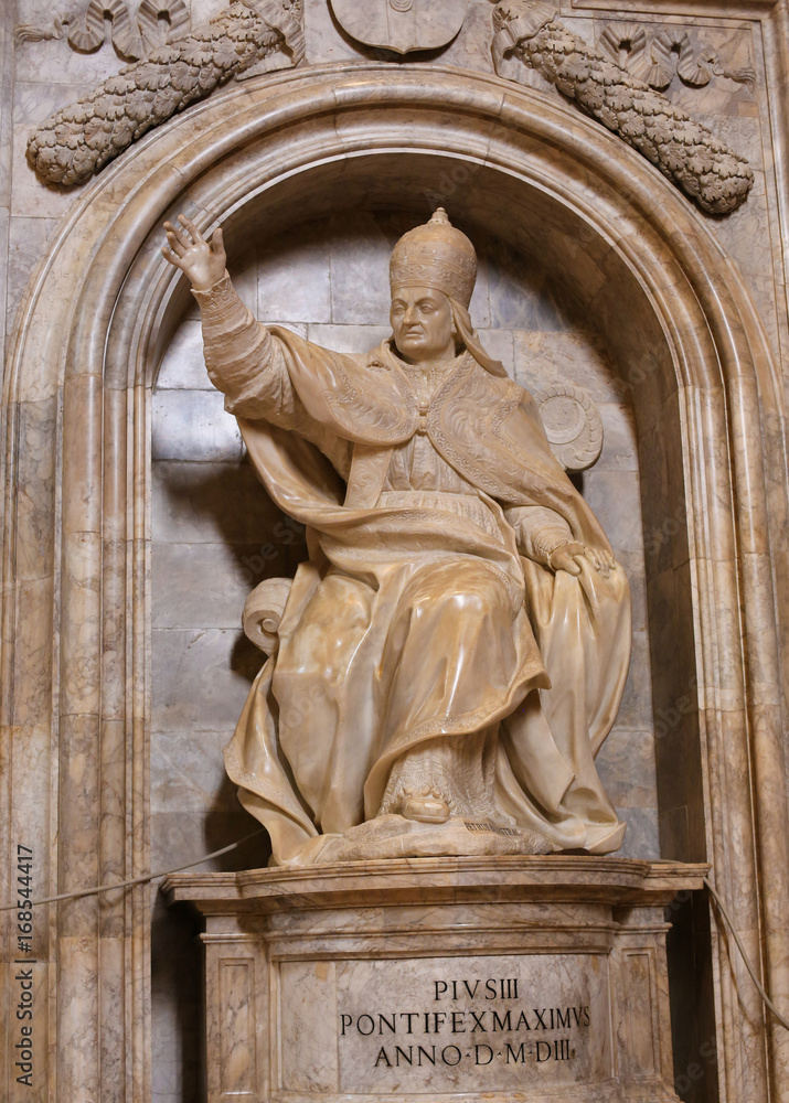 Statue of Pope Pius III in Siena Cathedral