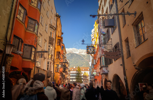 Canvas-taulu Street of Innsbruck