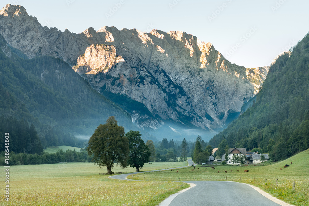 Logarska dolina - Logar valley, Slovenia in sunrise - obrazy, fototapety, plakaty 