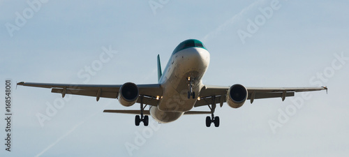 Aer Lingus plane landing