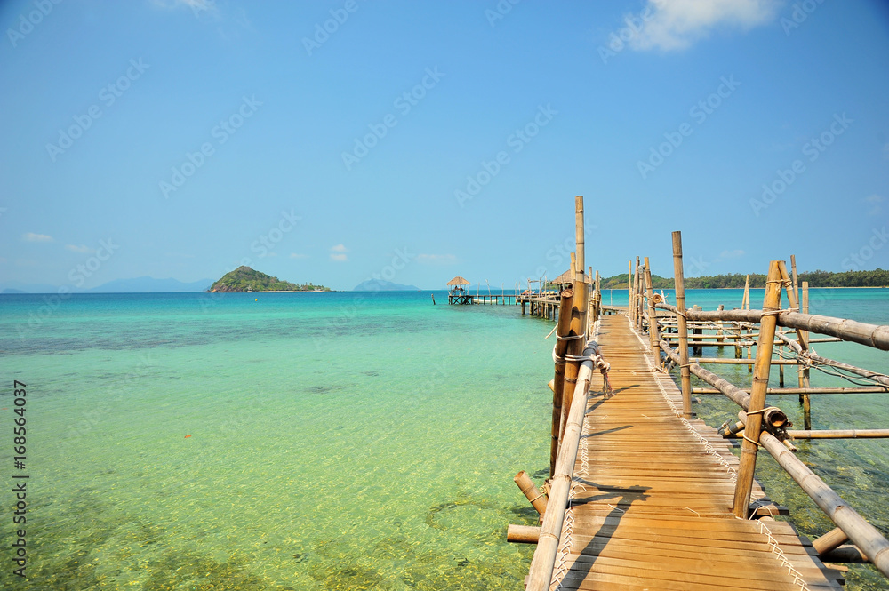 Wooden Piers on Tropical Islands Wooden Piers on Tropical Islands
