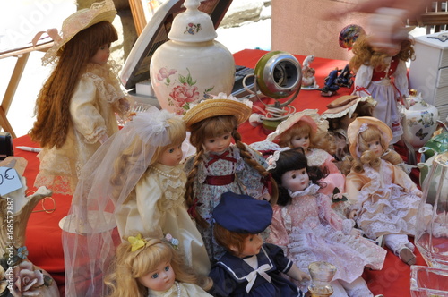 Old dolls for sale at a flea market