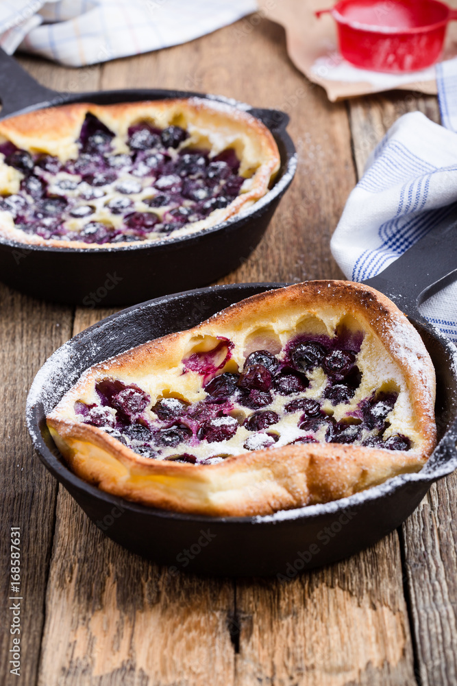 Blueberry dutch pancakes Blueberry dutch pancakes