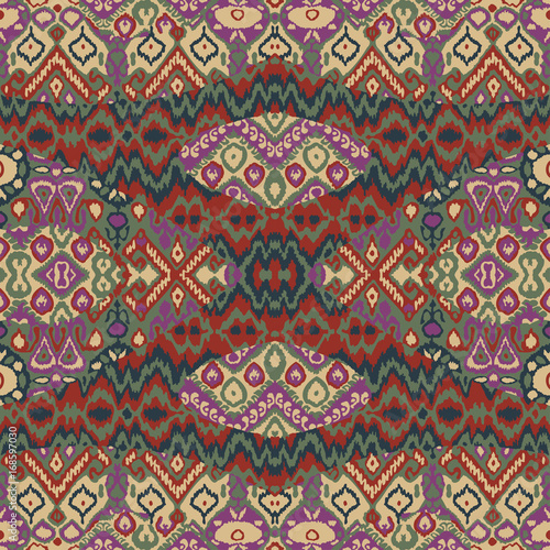 Ethnic bohemian arabesque pattern. Zigzag geometric retro abstract print. Tribal boho background vector illustration © cosveta