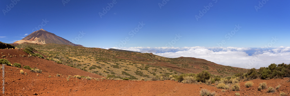 Fototapeta premium Mount Teide peak on Tenerife above the clouds