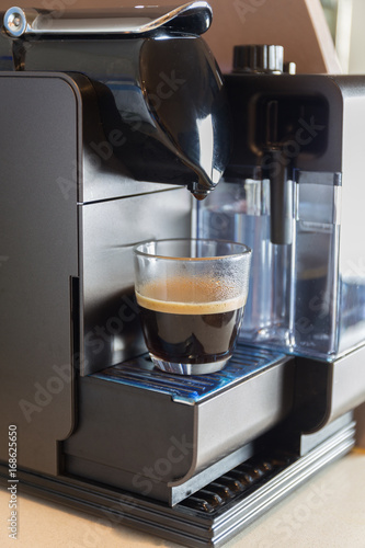 Small home and office coffee maker machine