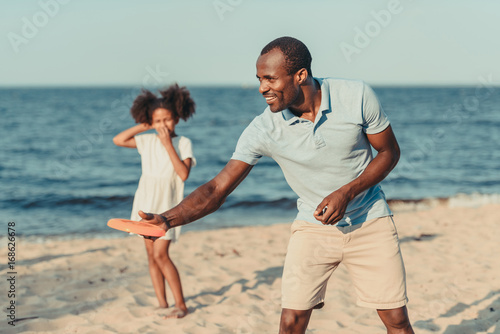 african american father and daughter