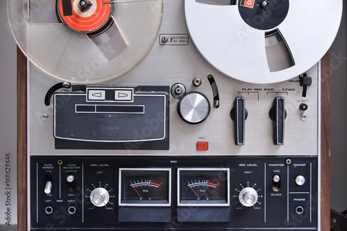 Retro reel to reel tape player and recorder