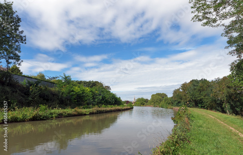 Canal de Briare dans le Loiret