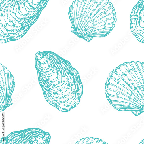 Seamless pattern with seashells