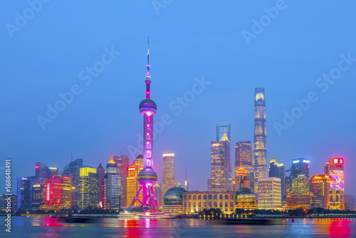 Architectural scenery and skyline of Shanghai © 昊 周