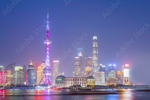 Architectural scenery and skyline of Shanghai © 昊 周