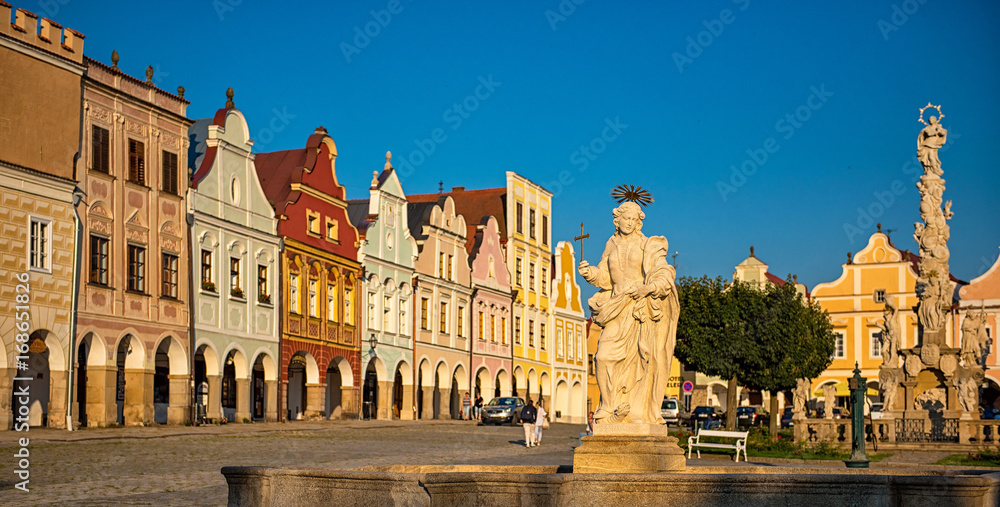 Fototapeta premium Central square with medieval houses in Telc in summer, Czech Republic