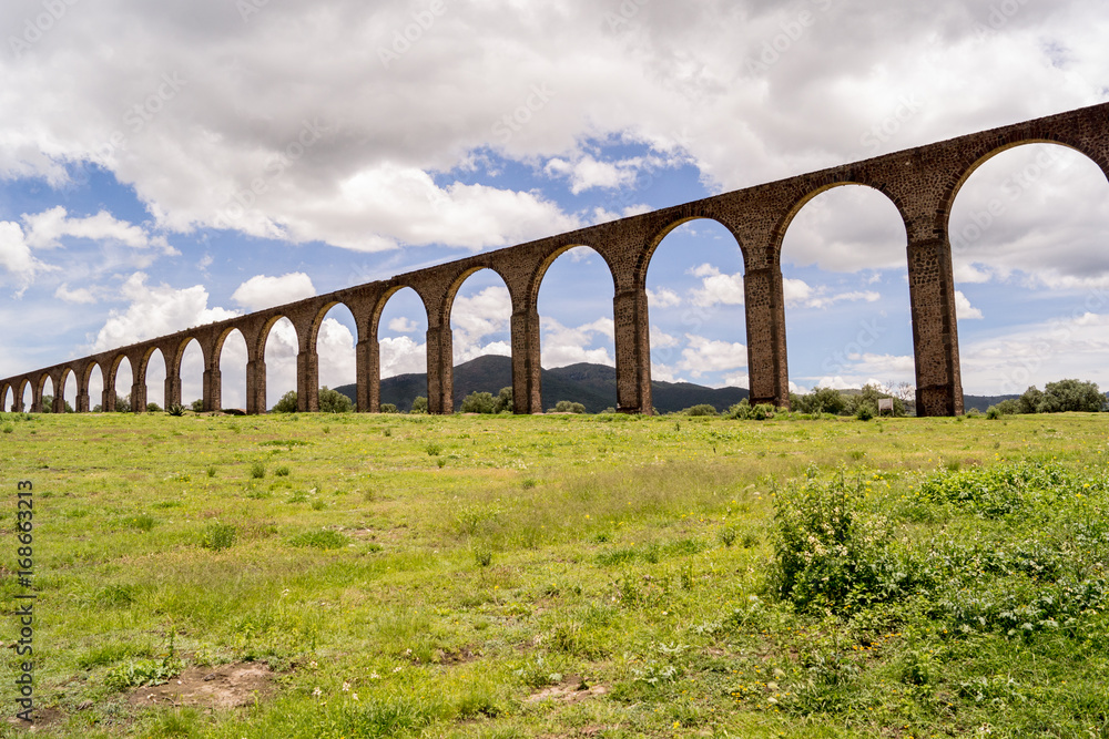 Aqueduct Tembleque uneso